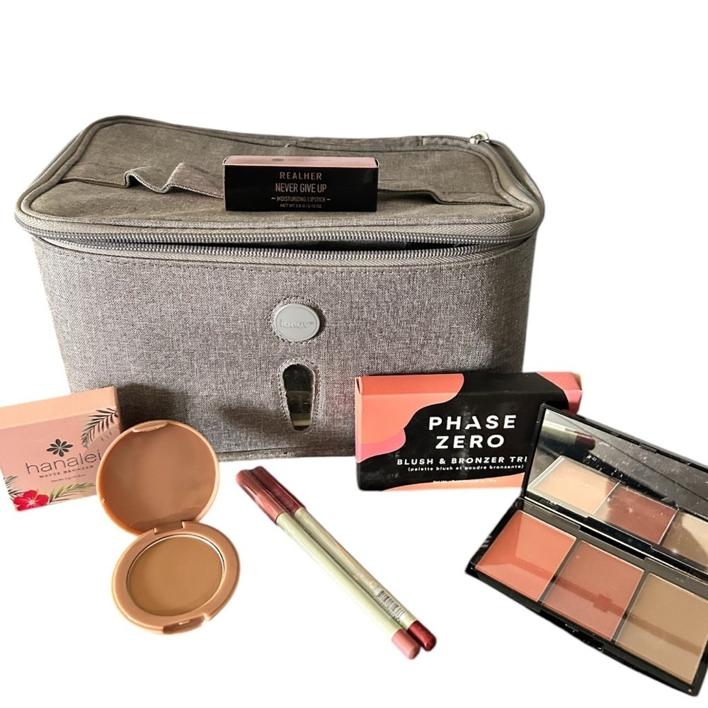 Large UV Sanitizer Travel Bag, plus bronzer, lip, liner, and highlighter